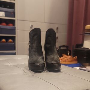 Chic Black Ankle Booties